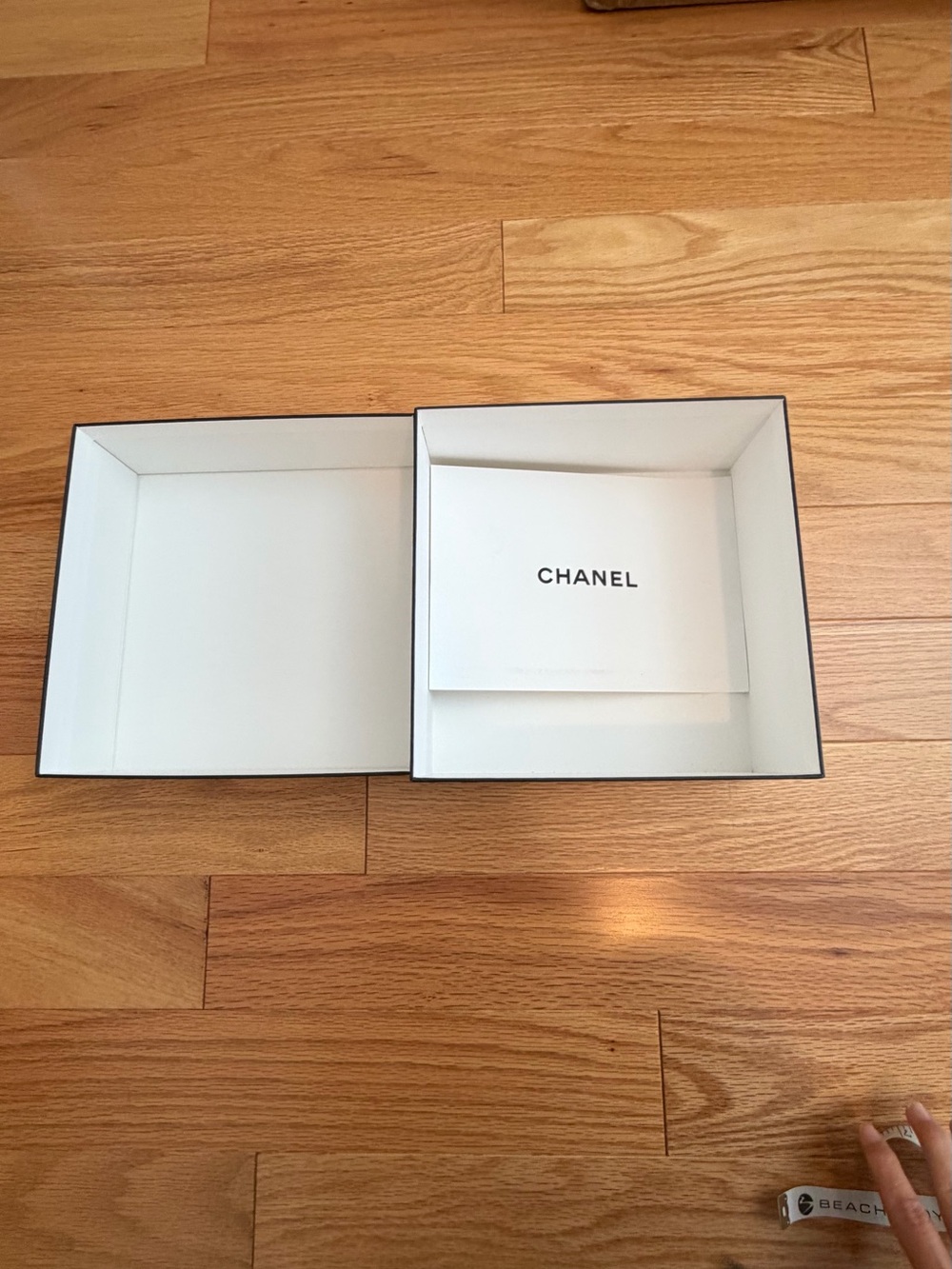 Chanel Box - Picture 2 of 5